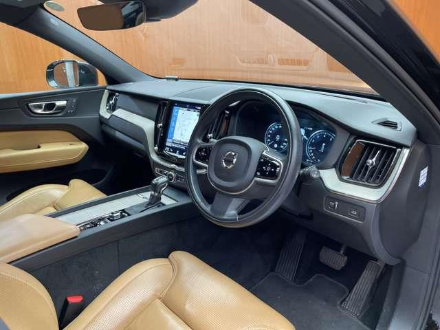 XC60T5 AWD インスクリプション 4WD