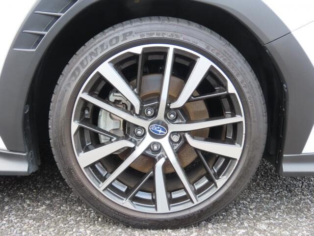 18�C���`�̏����A���~�z�C�[���t���ł���