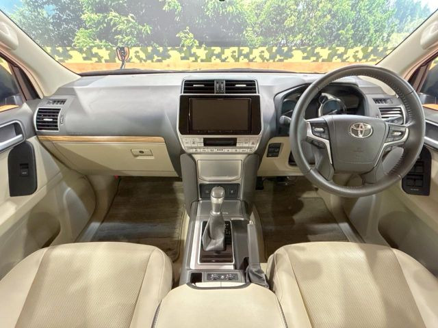 ランドクルーザープラド2.7 TX Lパッケージ マットブラック エディション 4WD