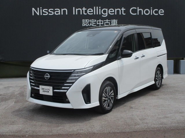 セレナ1.4 e-4ORCE ハイウェイスターV 4WD