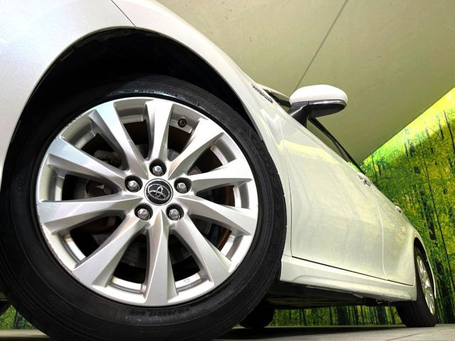 �y����17�C���`�A���~�z�C�[���z�O�ςɃ}�b�`���������A���~�z�C�[���𑕒����Ă���܂��B�e��ЊO�A���~�z�C�[����A�X�^�b�h���X�^�C�����戵�����Ă���܂��B���񂲑��k����������