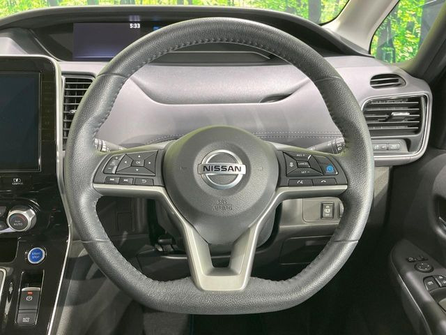 �y�����v�����X�e�A�����O�z�㎿�Ȋv���g�p���邱�ƂŁA��ɂ����������݂ƂĂ��^�]���₷���n���h���ł���