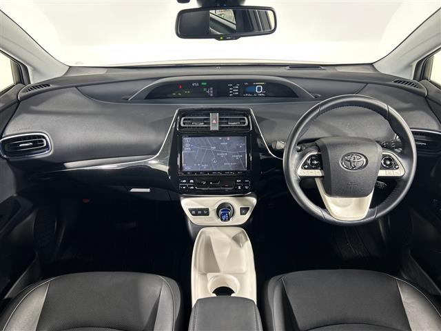 プリウス1.8 A プレミアム ツーリングセレクション