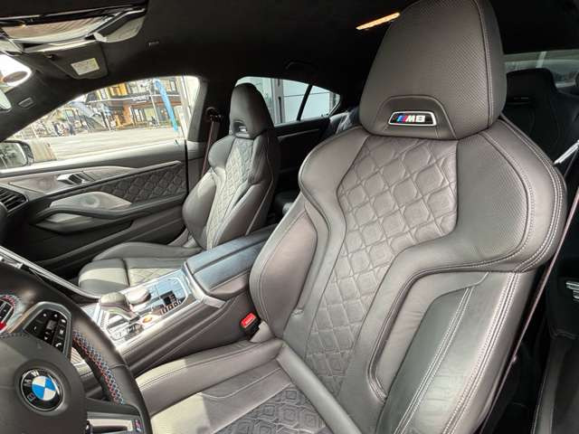 M8グランクーペコンペティション 4WD