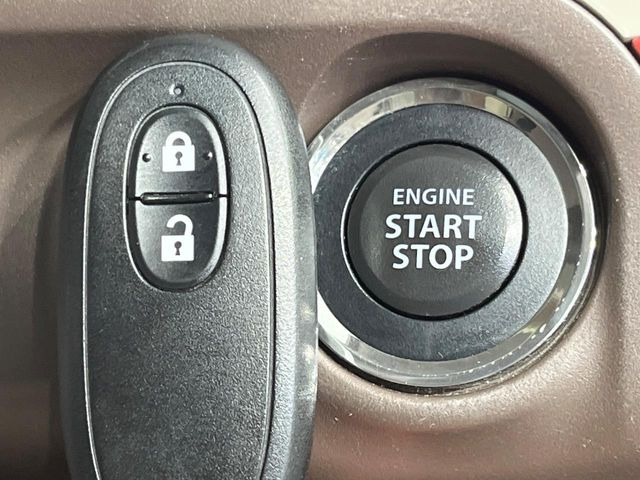 �y�L�[���X�X�^�[�g�V�X�e���z�J�o����|�P�b�g�ɓ��ꂽ�܂܂ł��h�A�̎{���E�������\�ȃX�}�[�g�L�[�𑕔��B�G���W���̃I���E�I�t�����J�M�����o���K�v����������Ƃ��Ă��֗��ł���