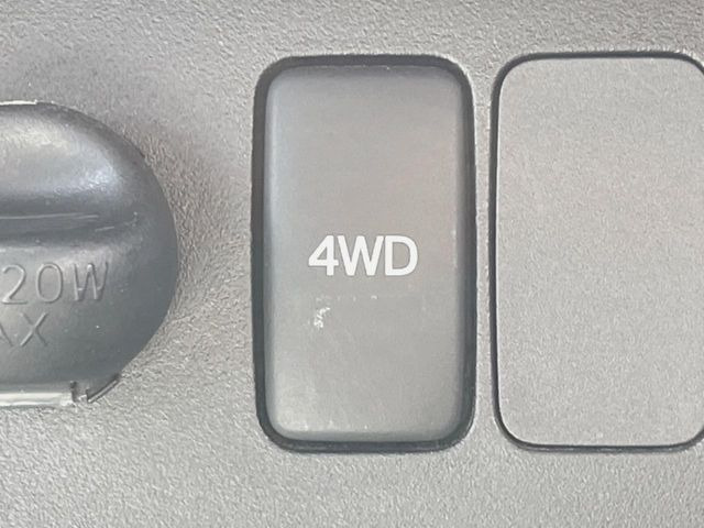 4WD�̂��Ԃł��̂ŁA�ᓹ�ł����S�ł���~��n�n��ɂ��Z�܂��̕��ȊO�ɂ��A�E�B���^�[�X�|�[�c����̕���~��n��֋A�Ȃ����@�������ɂ���������!