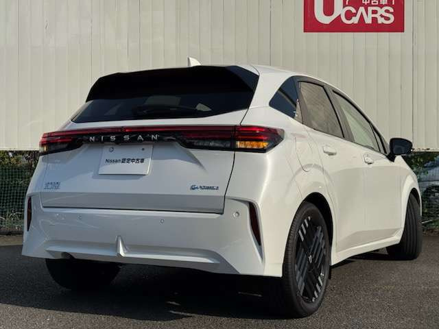 ノートオーラ1.2 G レザーエディション