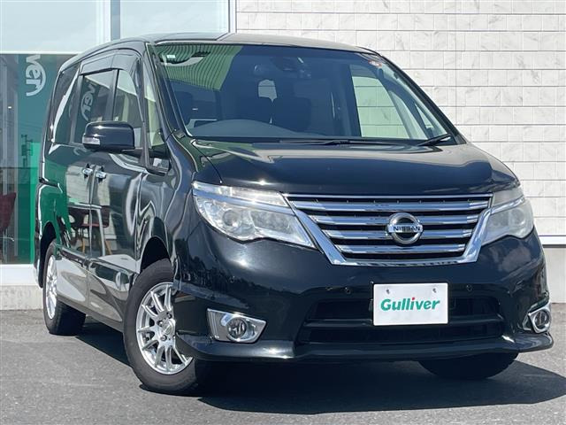 セレナ2.0 ハイウェイスター Vセレクション+Safety II 4WD