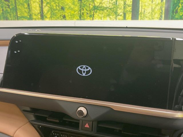 クラウンスポーツ2.5 Z E-Four 4WD