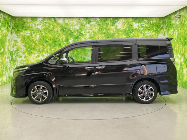 ヴォクシー2.0 ZS 煌III