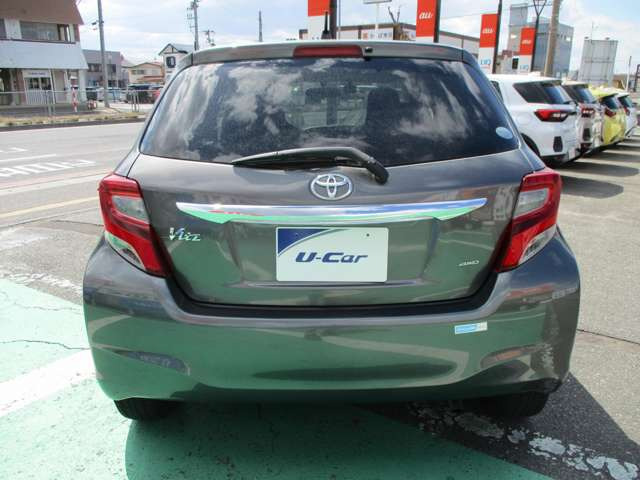 ヴィッツ1.3 F 4WD