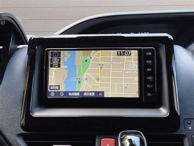 エスクァイア2.0 Gi プレミアムパッケージ ブラックテイラード