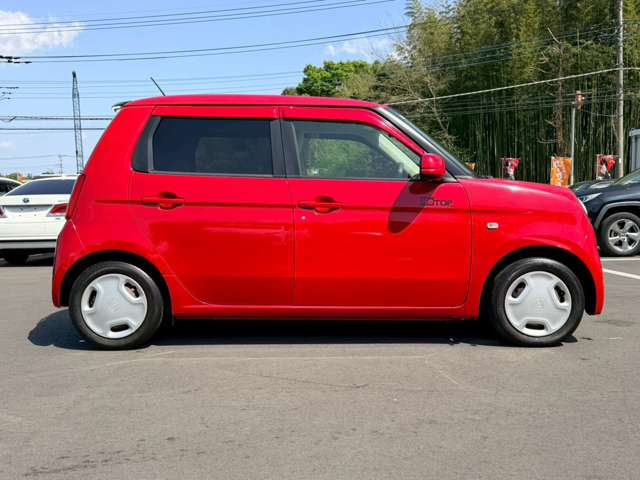 ���X�݌ɂ͊O���A�����N���[�j���O��ɓW�����A�����Ď��̏C�����̗L���A���[�^�[��������̗L������O�ҋ@�ւɂ�錟����S����{���Ă���܂��B�Ԍ��A�����A����h�������ЂőΉ��ł��܂��̂ł����S���������B