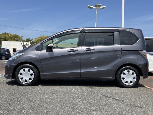 フリード1.5 G ジャストセレクション