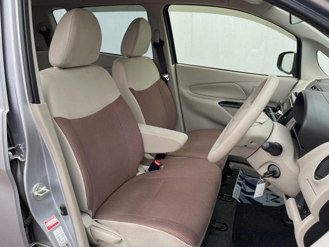 �^�]�ȃV�[�g���͎g�p�������Ȃ��A�ǍD�ȏ�ԂƂȂ��Ă��܂��B���J�Ɏg���Ă������Ƃ��悭�킩��܂��ˁB