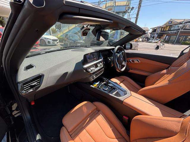 Z4sドライブ 20i Mスポーツ