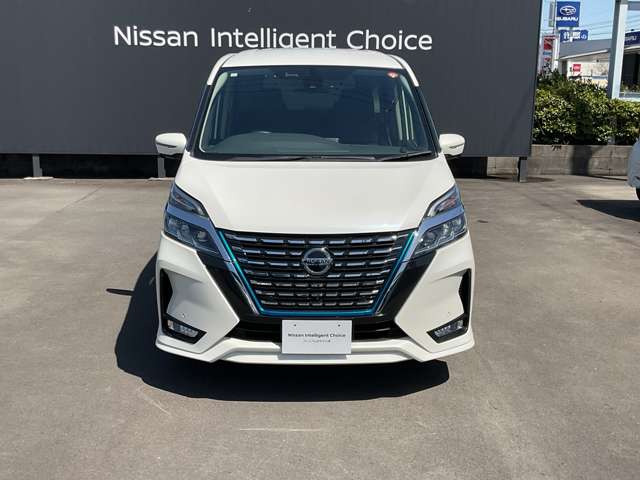 セレナ1.2 e-POWER ハイウェイスターV