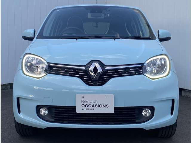 トゥインゴインテンス