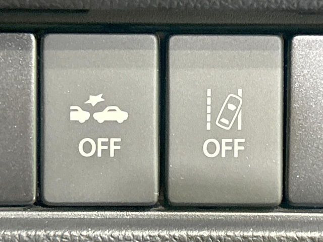 �y�X�Y�L �f���A���J�����u���[�L�T�|�[�g�z���s���ɑO���̎ԗ�����F�����A�Փ˂������Ȏ��͌x��ƃu���[�L�ŏՓˉ���Ɣ�Q�y�����A�V�X�g�B�����S�Ƀh���C�u�����y���݂��������܂��B