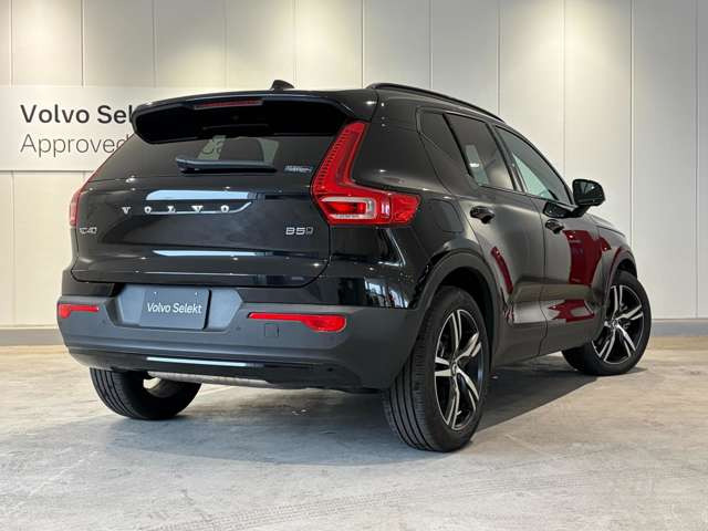 XC40B5 AWD Rデザイン 4WD