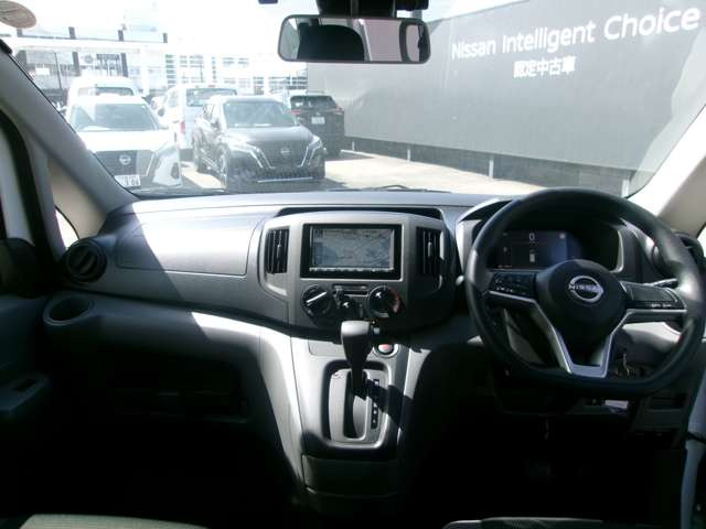 NV200バネットバン1.6 VX