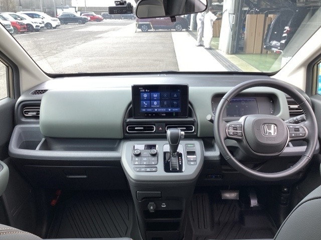 フリード1.5 クロスター