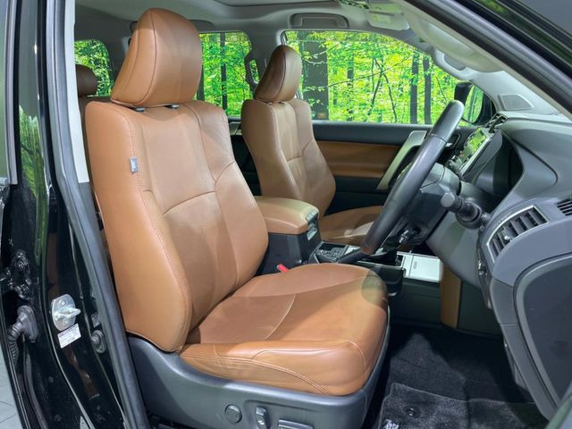 �y�u���E�����U�[�V�[�g�z�f�U�C�����������A�������̂��钃�v�V�[�g�B��ɑ̂ɐG��镔��������A����S�n�̗ǂ��ɂ͂�����肽���ł��ˁ􉘂�̕t����򉻂�}����������R�[�e�B���O�{�H�����X�X���ł����