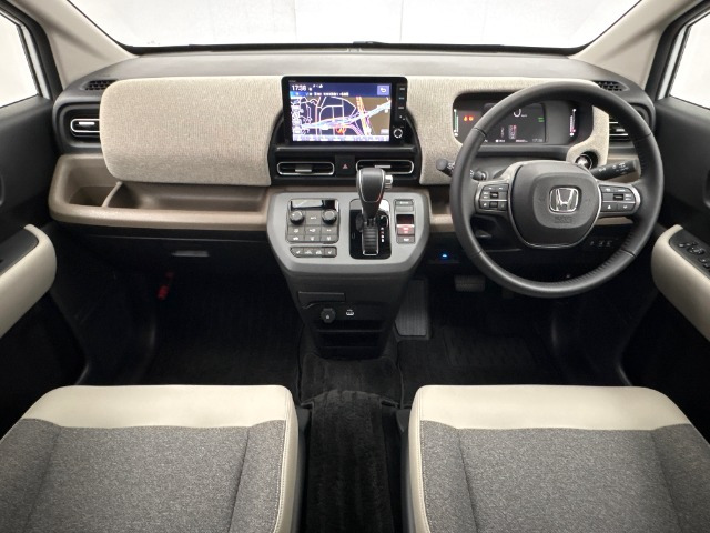 フリード1.5 e:HEV エアー EX