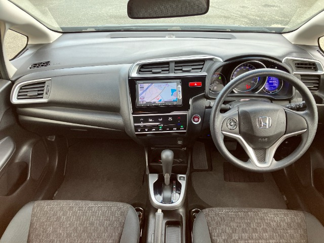 フィット1.3 13G Fパッケージ