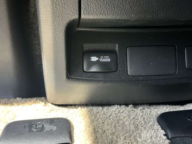 アルファードハイブリッド 2.5 X E-Four 4WD