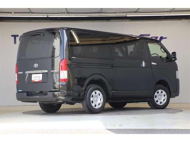 ハイエースバン