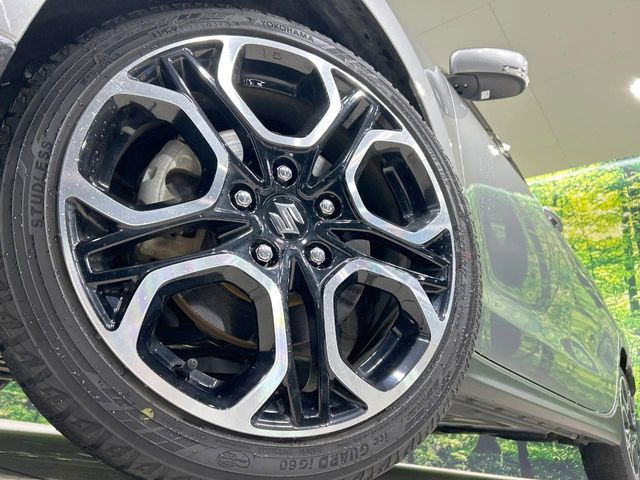 �y����17�C���`�A���~�z�C�[���z�O�ςɃ}�b�`���������A���~�z�C�[���𑕒����Ă���܂��B�e��ЊO�A���~�z�C�[����A�X�^�b�h���X�^�C�����戵�����Ă���܂��B���񂲑��k����������