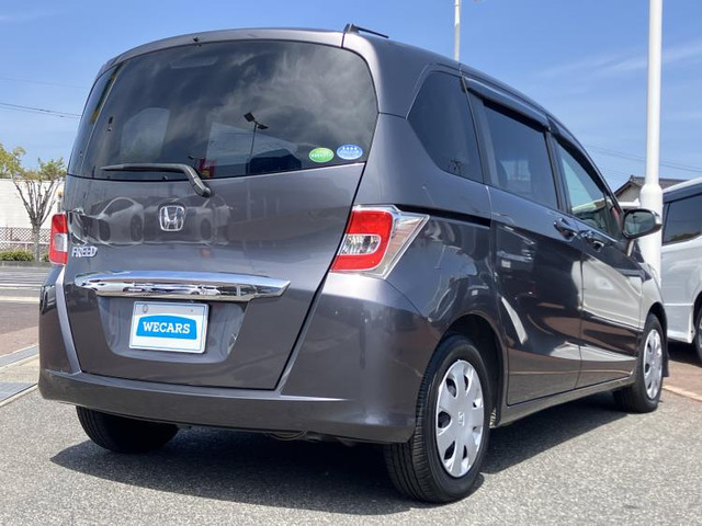 フリード1.5 G ジャストセレクション