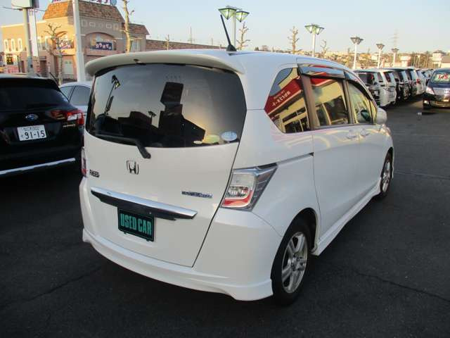 フリードハイブリッド1.5 ジャストセレクション+