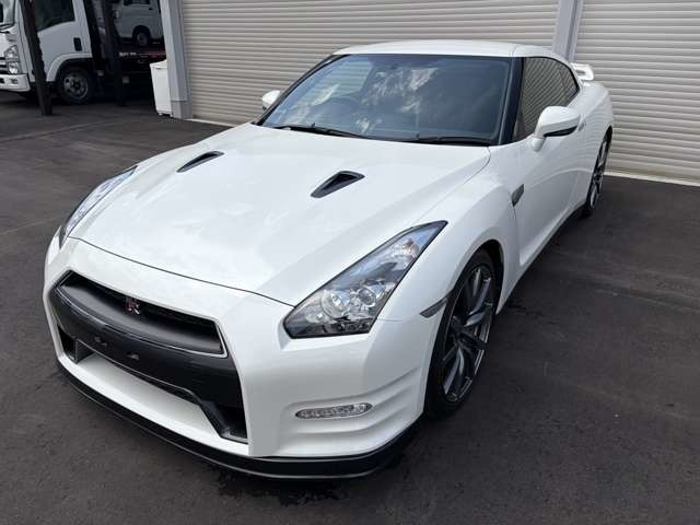 GT-R3.8 プレミアムエディション 4WD