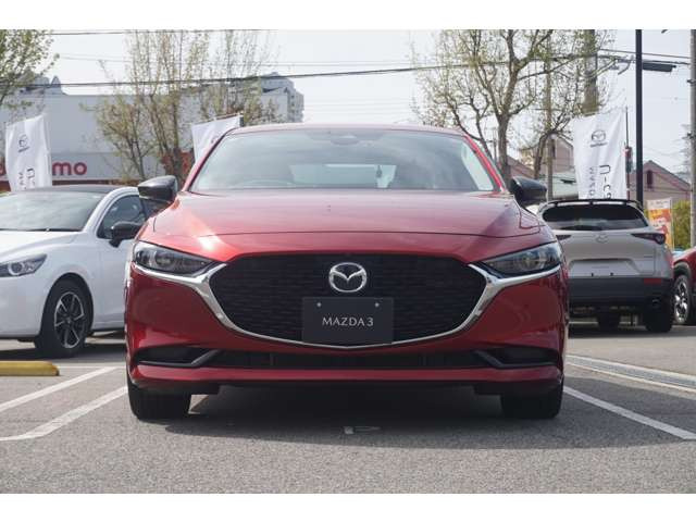 MAZDA3セダン