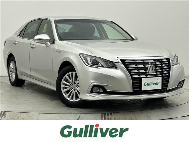 クラウンハイブリッド 2.5 ロイヤルサルーン