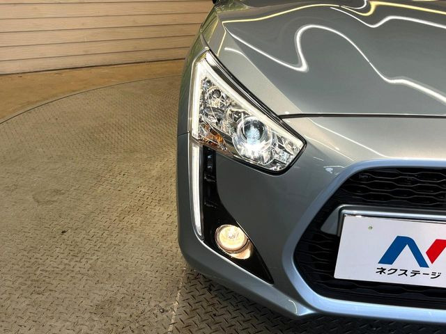 �yLED�w�b�h���C�g�z���V����ԑ��s�����ǍD�Ȏ��E���m�ۂ����S���ĉ^�]�ł��鍂�P�xLED�w�b�h���C�g�𑕔�!�_�����x�������A����d�͂��}�����Ă��܂��B