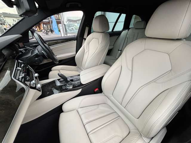 5シリーズツーリング523d xドライブ Mスポーツ 4WD