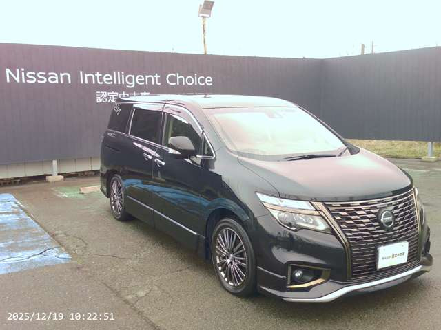 エルグランド2.5 250ハイウェイスター プレミアム アーバンクロム 4WD