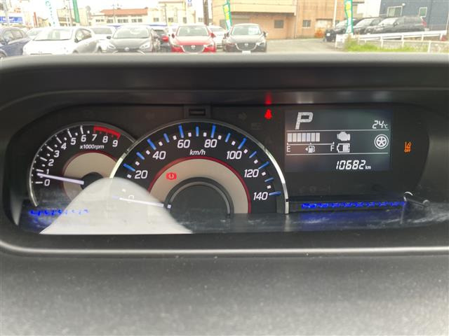 ワゴンRスティングレーハイブリッド(HYBRID) X