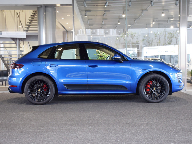 マカンGTS PDK 4WD