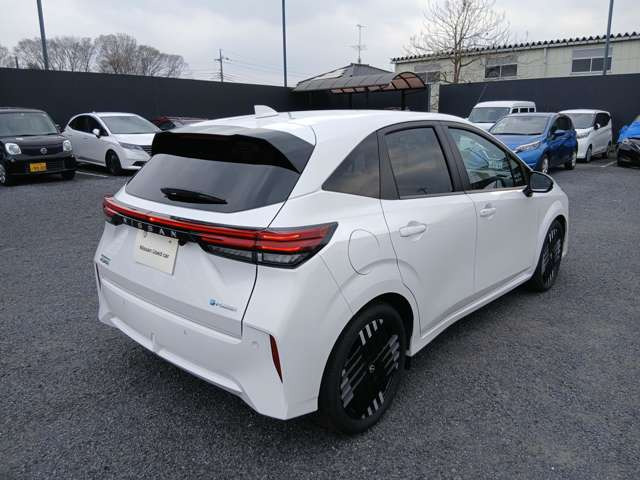 ノートオーラ1.2 G レザーエディション