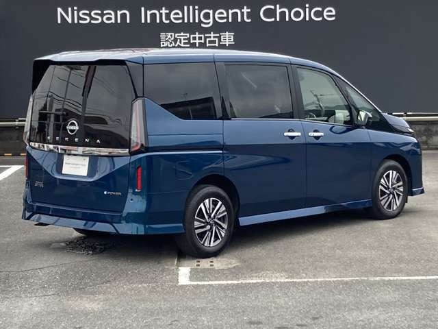 セレナ1.4 e-POWER ハイウェイスターV