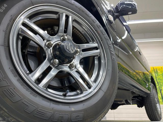 �y�A���~�z�C�[���z�O�ςɃ}�b�`�����A���~�z�C�[���𑕒����Ă���܂��B�e��A���~�z�C�[����A�X�^�b�h���X�^�C�����戵�����Ă���܂��B���񂲑��k����������