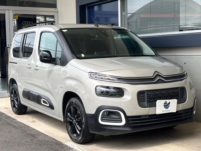 �������t�т̕ۏ؂̑��A���S�̍Œ�3�N�E���s�������ۏ�(�L��)�����p�ӁB�A���Ԃ����S���Ă��y���݂���������l�A�ۏؓ��e���[���͂������A�����_��&�I�C�������⃍�[�h�T�[�r�X���t�т��Ă���܂��B