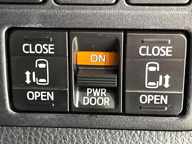 ヴォクシー2.0 ZS 煌