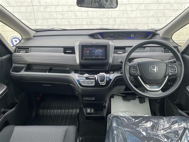 フリード1.5 ハイブリッド G ブラックスタイル