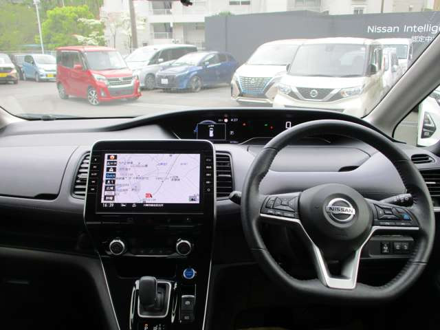 セレナ1.2 e-POWER ハイウェイスターV