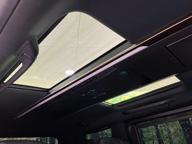 ヴェルファイアハイブリッド 2.5 Z プレミア E-Four 4WD